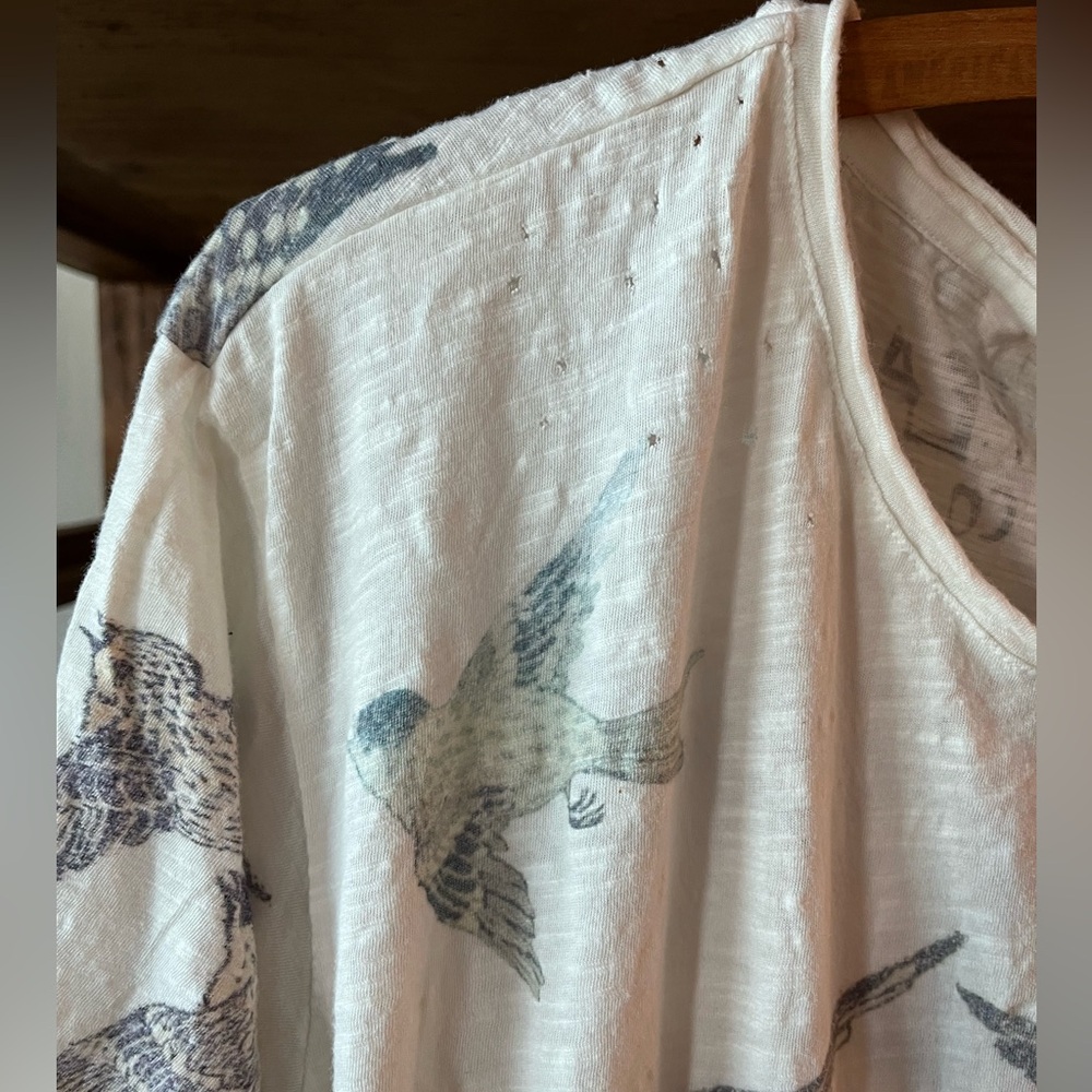 Bird Print Women's Top - Picture 4 of 14